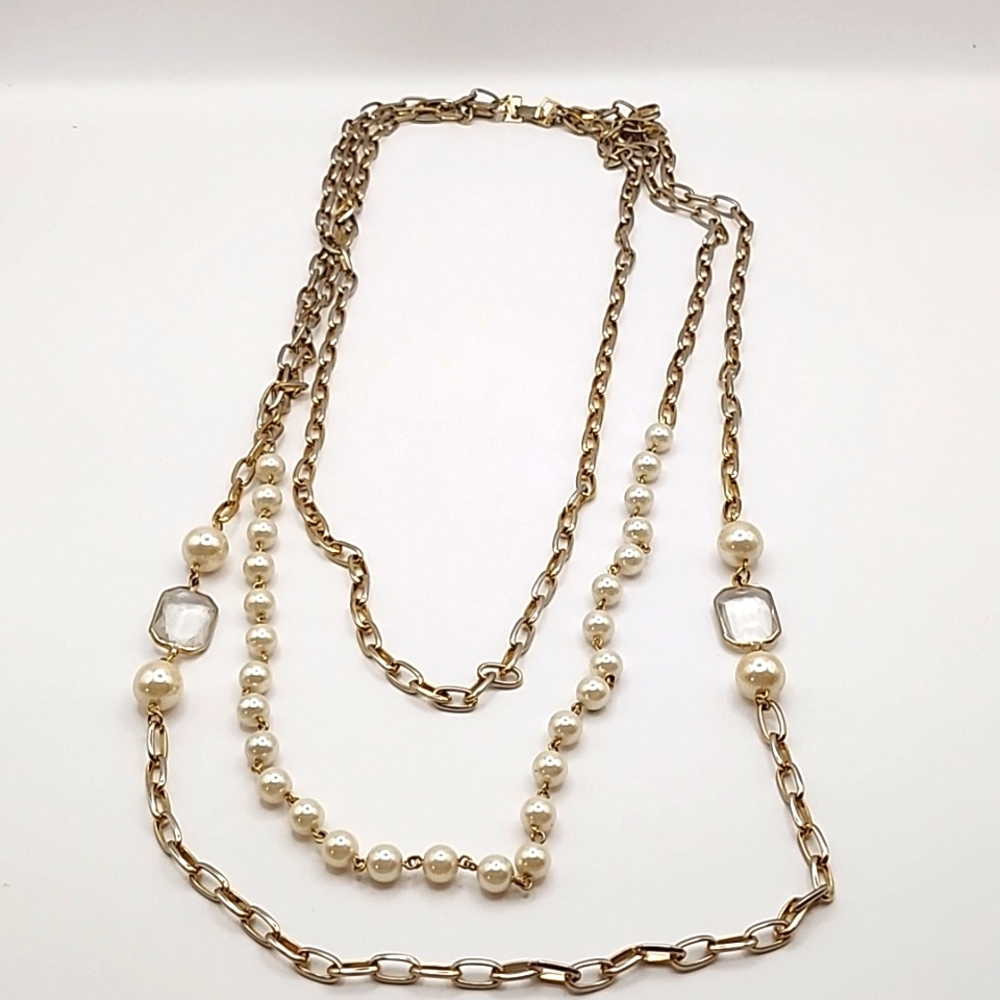 Vintage Gold Tone & Pearl Look Costume Necklace 17"